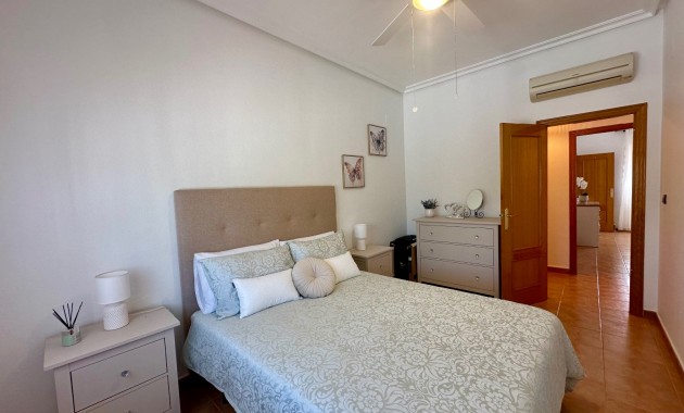 Herverkoop - Country Property -
Catral