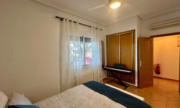 Herverkoop - Country Property -
Catral