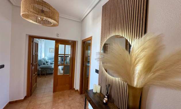 Herverkoop - Country Property -
Catral
