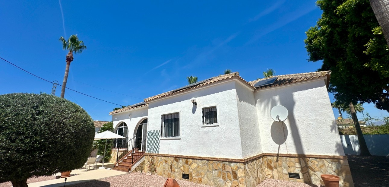 Herverkoop - Country Property -
Catral