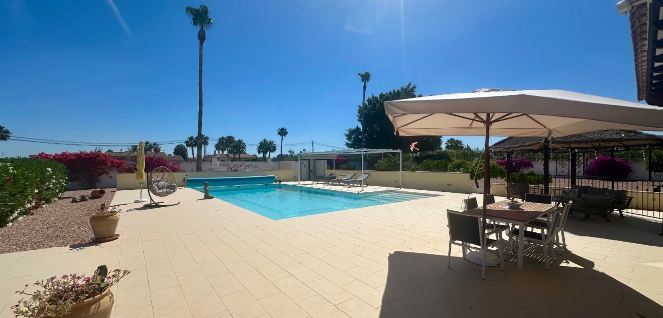 Herverkoop - Country Property -
Catral