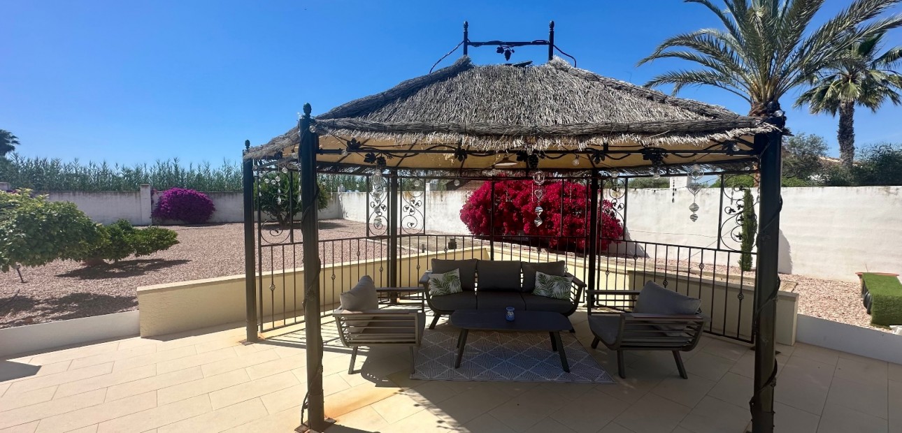 Herverkoop - Country Property -
Catral