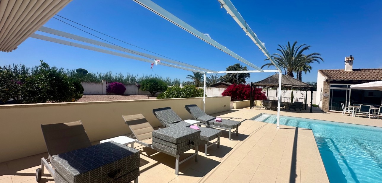 Herverkoop - Country Property -
Catral