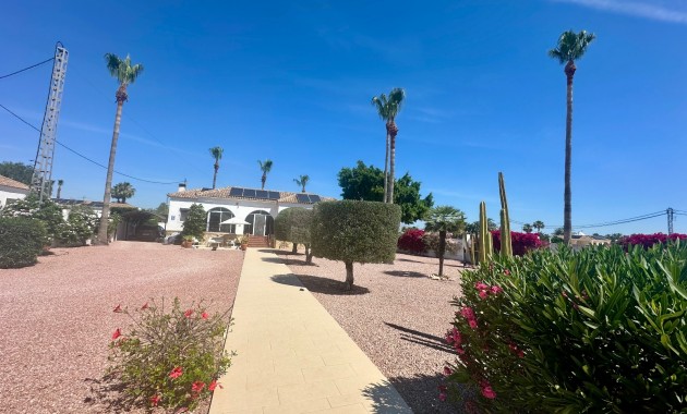 Herverkoop - Country Property -
Catral