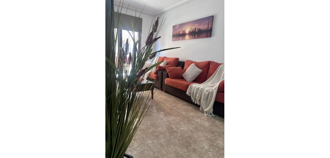 Herverkoop - Appartement / flat -
Orihuela Costa - Campoamor