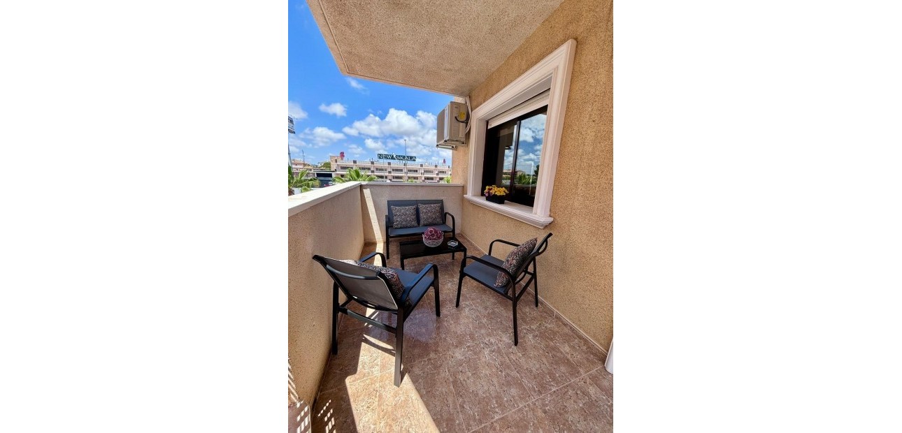 Herverkoop - Appartement / flat -
Orihuela Costa - Campoamor