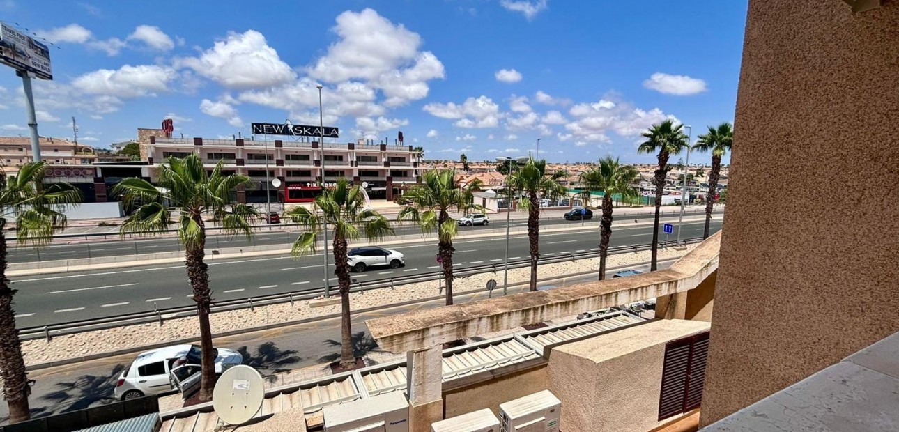 Herverkoop - Appartement / flat -
Orihuela Costa - Campoamor