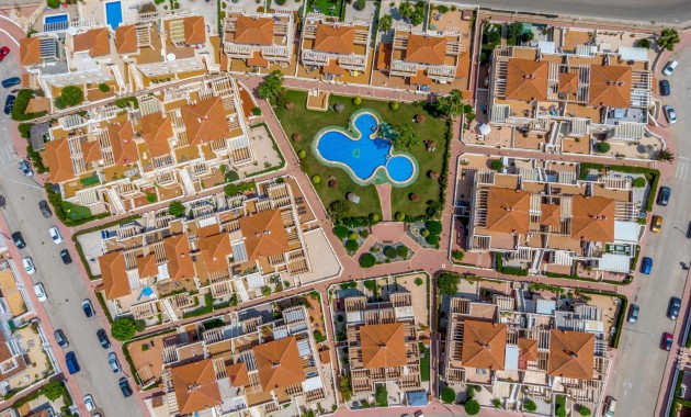 Herverkoop - Bungalow -
Orihuela Costa - Punta Prima