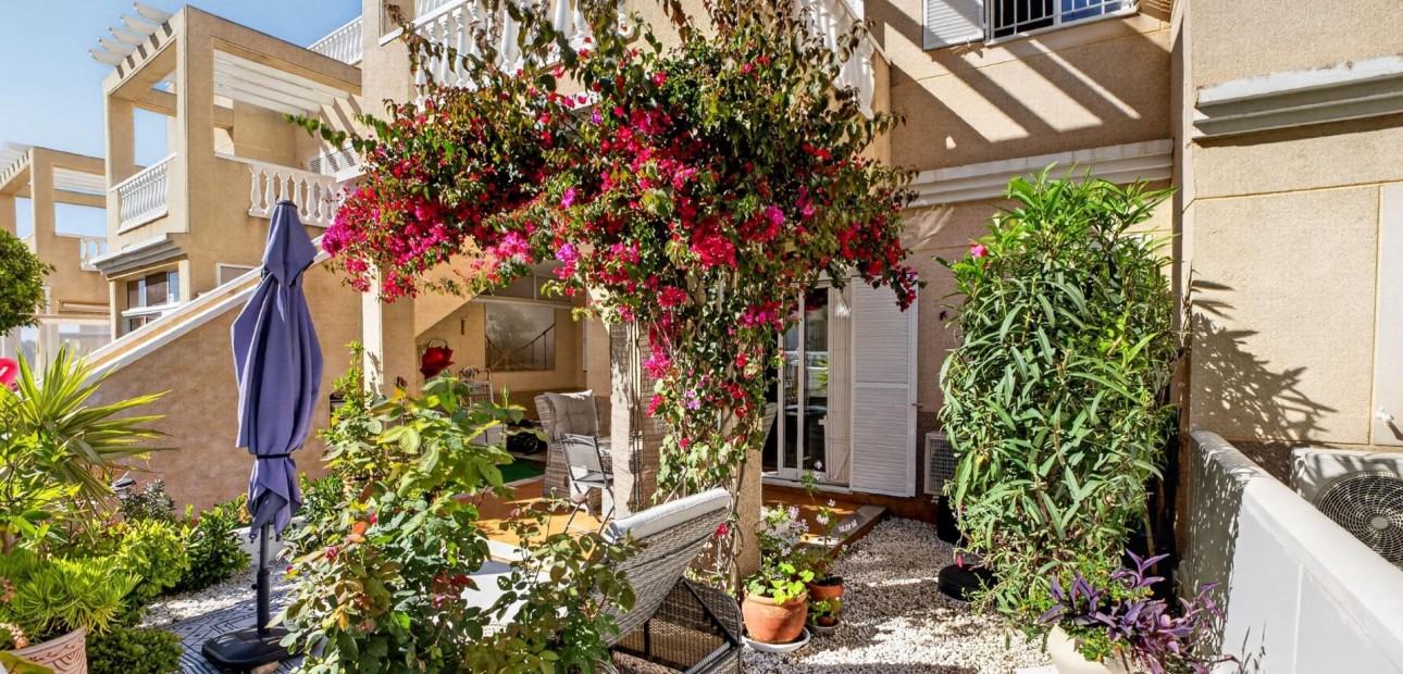 Herverkoop - Bungalow -
Orihuela Costa - Punta Prima