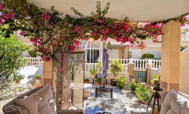 Herverkoop - Bungalow -
Orihuela Costa - Punta Prima