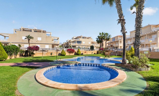 Herverkoop - Bungalow -
Orihuela Costa - Punta Prima