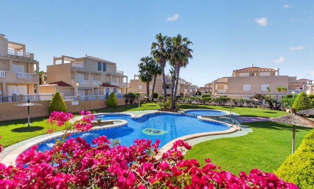 Herverkoop - Bungalow -
Orihuela Costa - Punta Prima