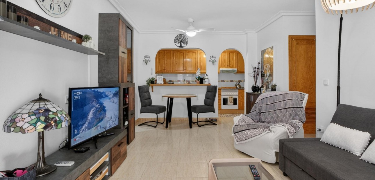 Herverkoop - Bungalow -
Orihuela Costa - Punta Prima