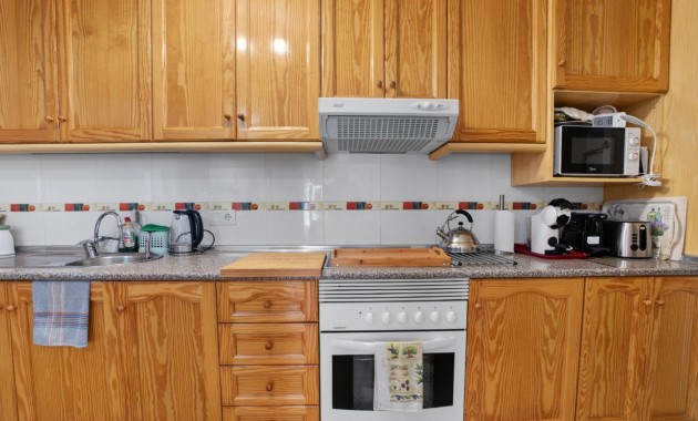 Herverkoop - Bungalow -
Orihuela Costa - Punta Prima