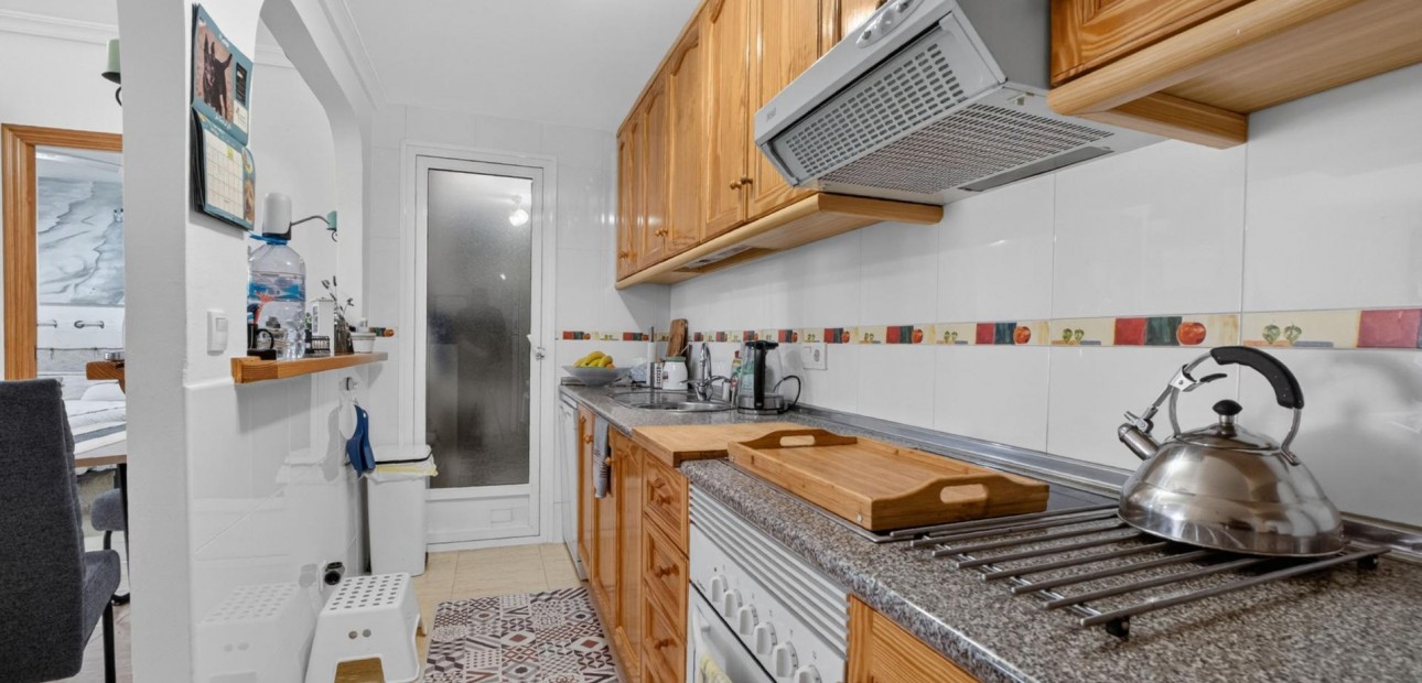 Herverkoop - Bungalow -
Orihuela Costa - Punta Prima