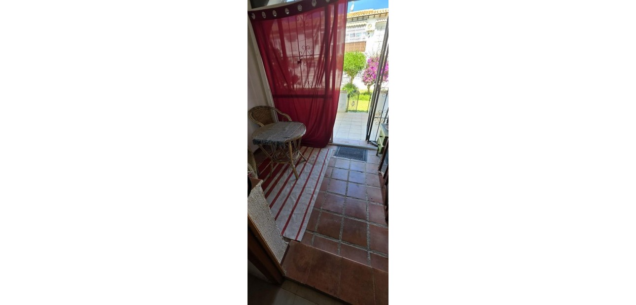 Herverkoop - Bungalow -
Torrevieja - Los balcones