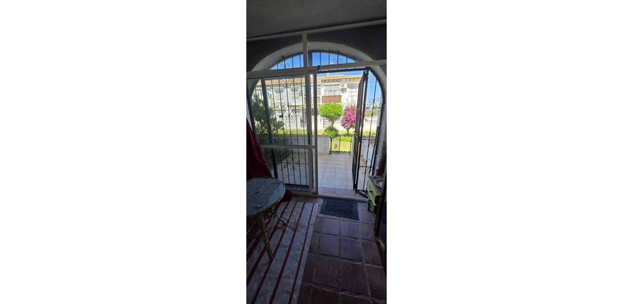 Herverkoop - Bungalow -
Torrevieja - Los balcones