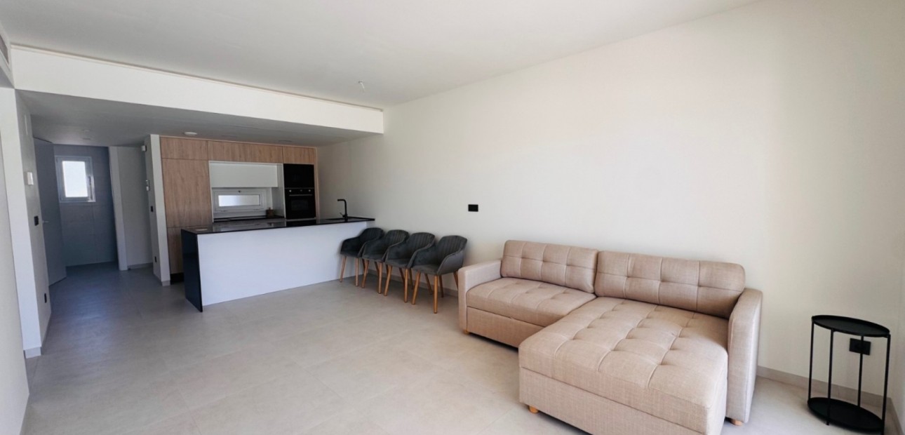 Venta - Apartamento / piso -
Guardamar del Segura - El Raso