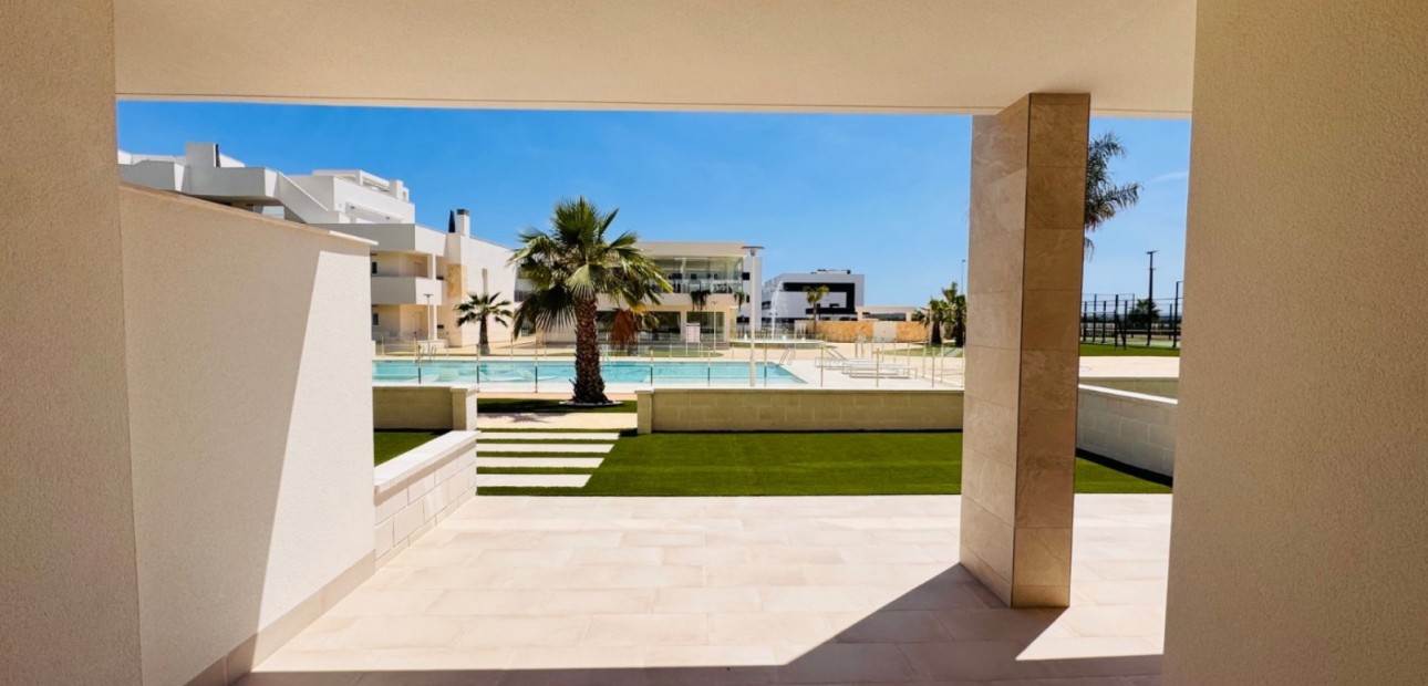 Venta - Apartamento / piso -
Guardamar del Segura - El Raso