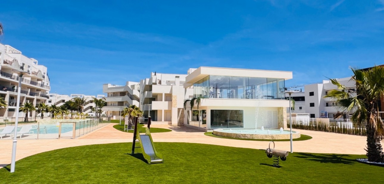 Venta - Apartamento / piso -
Guardamar del Segura - El Raso