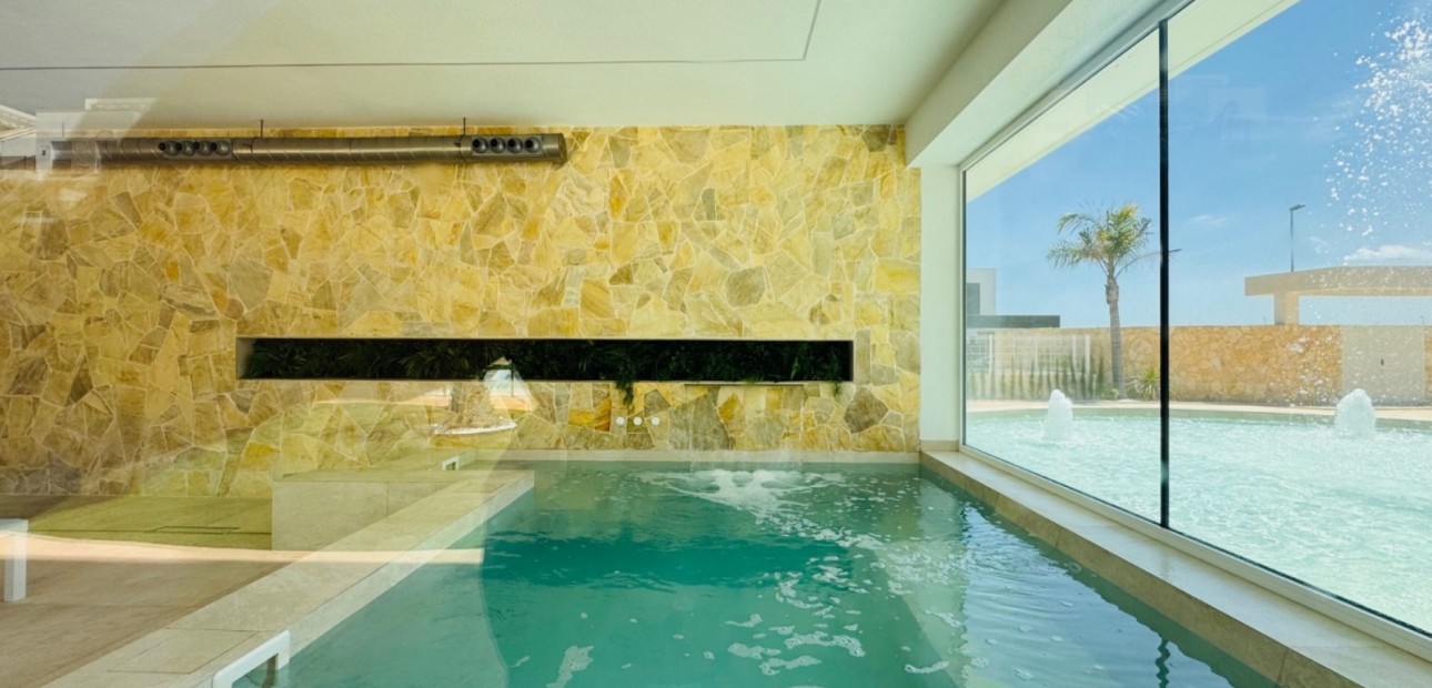 Venta - Apartamento / piso -
Guardamar del Segura - El Raso