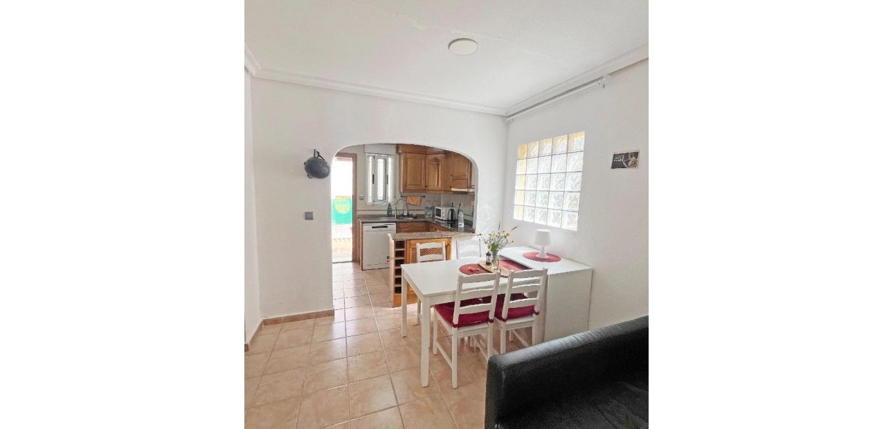 Herverkoop - Terraced house -
Guardamar del Segura - El Edén - Los Estaños