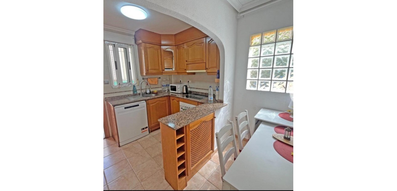 Herverkoop - Terraced house -
Guardamar del Segura - El Edén - Los Estaños