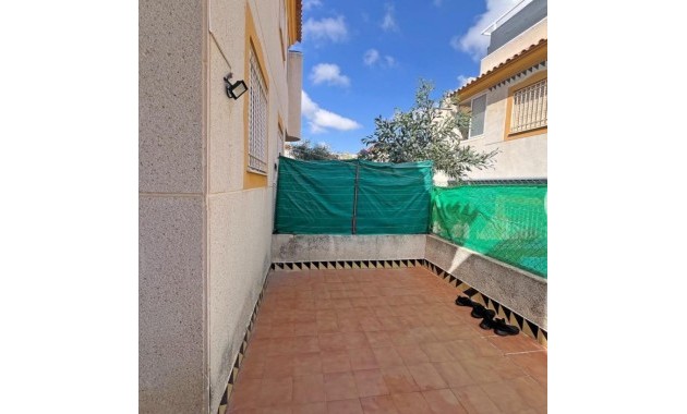 Herverkoop - Terraced house -
Guardamar del Segura - El Edén - Los Estaños