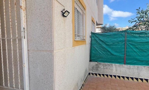 Herverkoop - Terraced house -
Guardamar del Segura - El Edén - Los Estaños