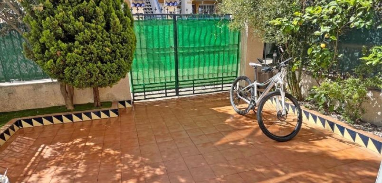Herverkoop - Terraced house -
Guardamar del Segura - El Edén - Los Estaños