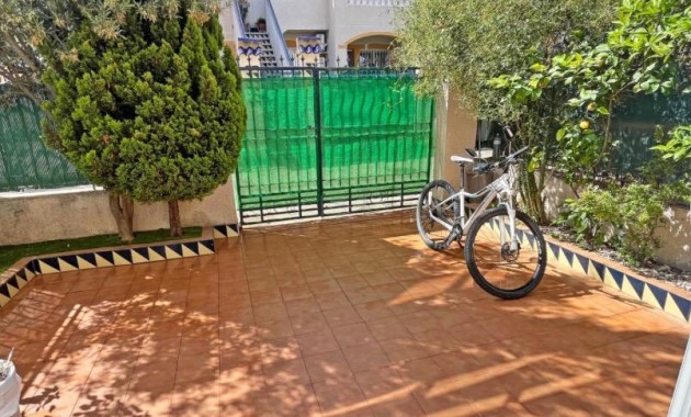Herverkoop - Terraced house -
Guardamar del Segura - El Edén - Los Estaños