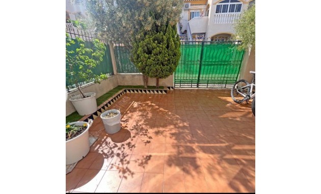 Herverkoop - Terraced house -
Guardamar del Segura - El Edén - Los Estaños