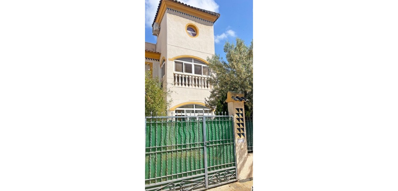 Herverkoop - Terraced house -
Guardamar del Segura - El Edén - Los Estaños