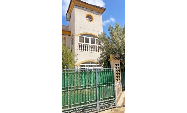 Herverkoop - Terraced house -
Guardamar del Segura - El Edén - Los Estaños