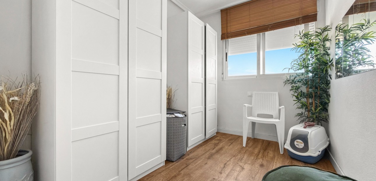 Herverkoop - Appartement / flat -
Torrevieja - Torrevieja - Centre