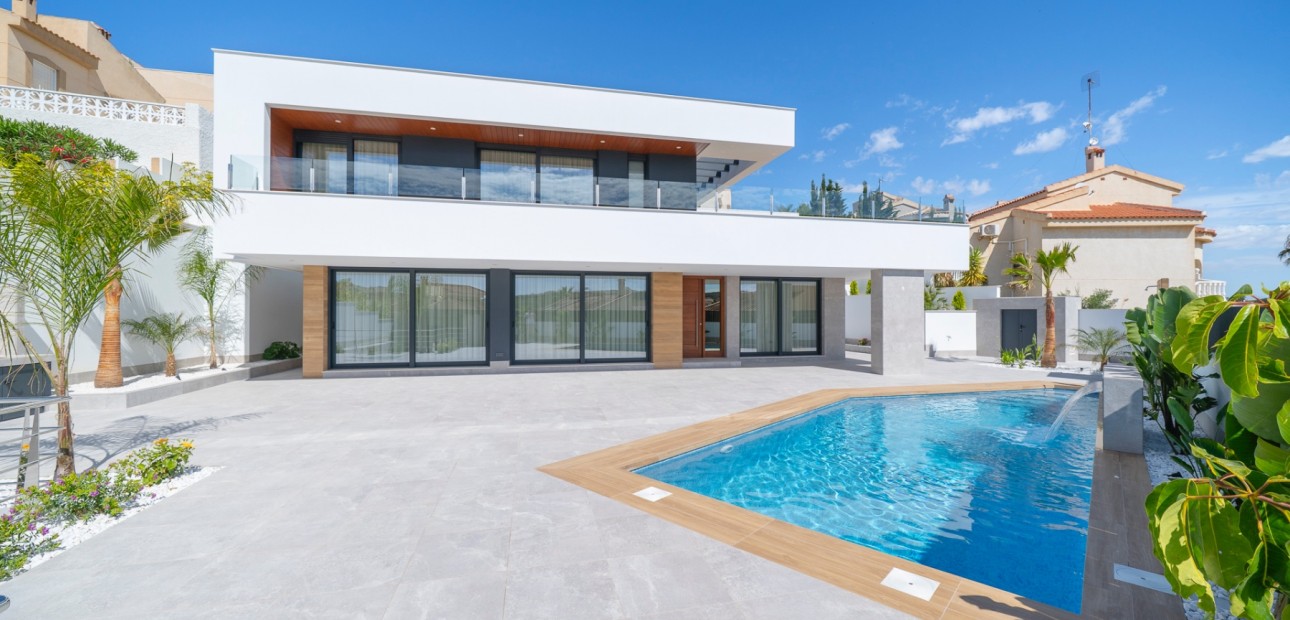 Herverkoop - Detached Villa -
Ciudad Quesada - La Marquesa Golf