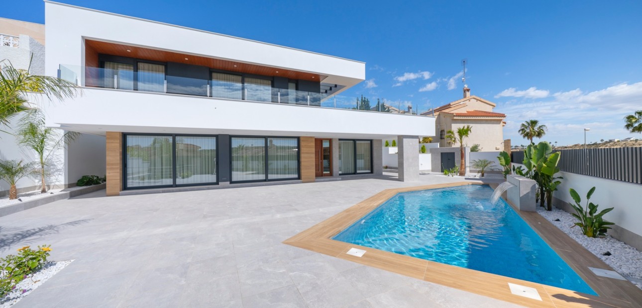 Herverkoop - Detached Villa -
Ciudad Quesada - La Marquesa Golf