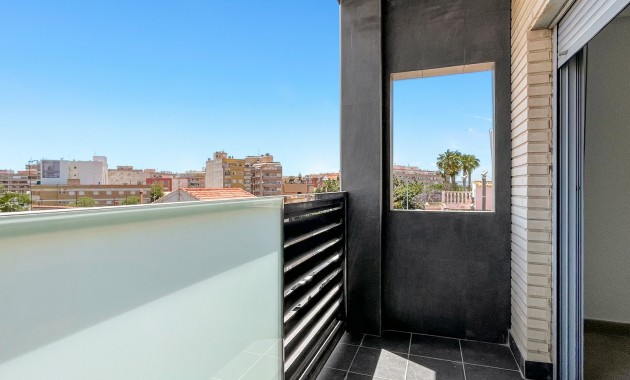 Herverkoop - Appartement / flat -
Torrevieja - Playa Acequion