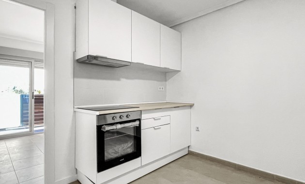 Herverkoop - Appartement / flat -
Torrevieja - Playa Acequion