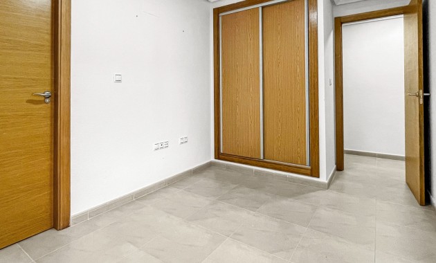 Herverkoop - Appartement / flat -
Torrevieja - Playa Acequion