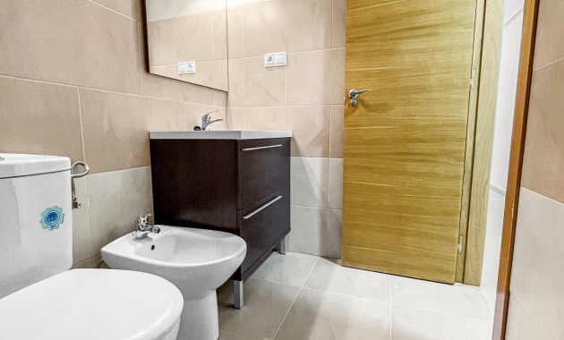 Herverkoop - Appartement / flat -
Torrevieja - Playa Acequion