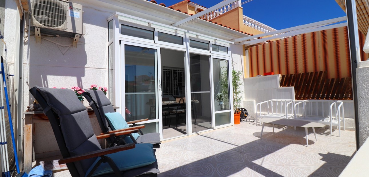 Venta - Bungalow -
Torrevieja - El Chaparral