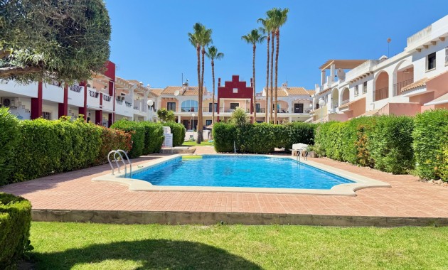 Sale - Semi Detached Villa -
Ciudad Quesada - Ciudad Quesada - Town