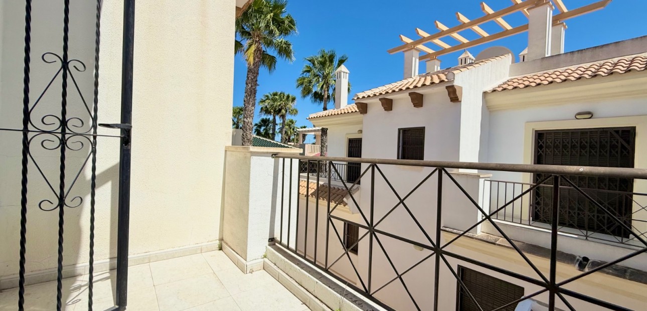 Sale - Semi Detached Villa -
Ciudad Quesada - Ciudad Quesada - Town