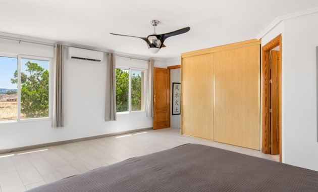 Sale - Country Property -
Catral - Catral - Country