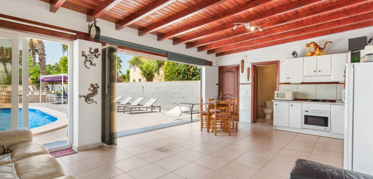 Sale - Country Property -
Catral - Catral - Country