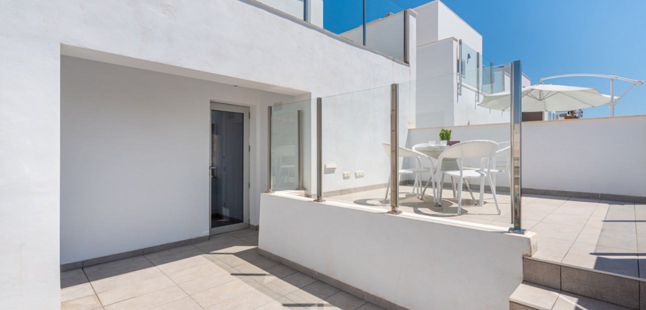 Sale - Detached Villa -
Guardamar del Segura - El Raso