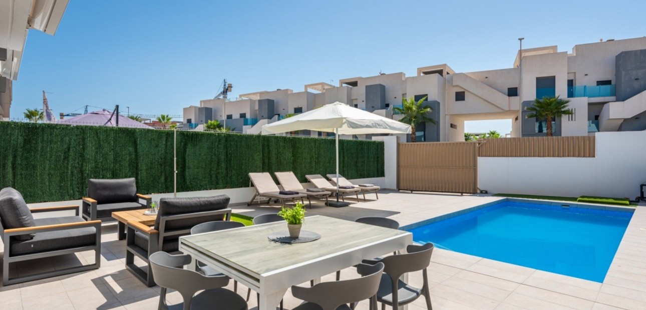 Sale - Detached Villa -
Guardamar del Segura - El Raso