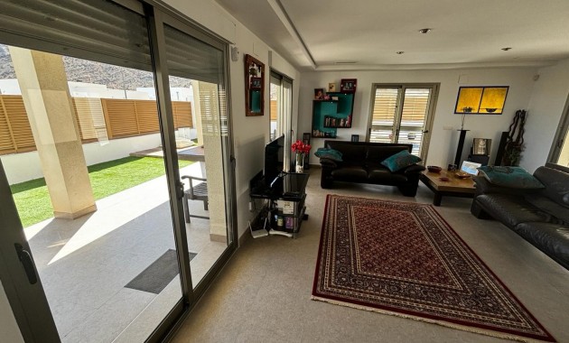 Sale - Detached Villa -
Cox - Cox - Country