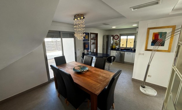Sale - Detached Villa -
Cox - Cox - Country